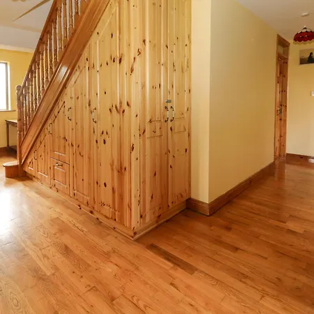 Levally House 度假居 基尔拉什