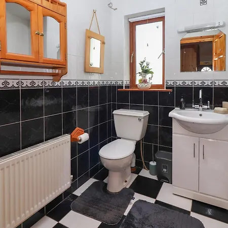 Holiday home Levally House Kilrush