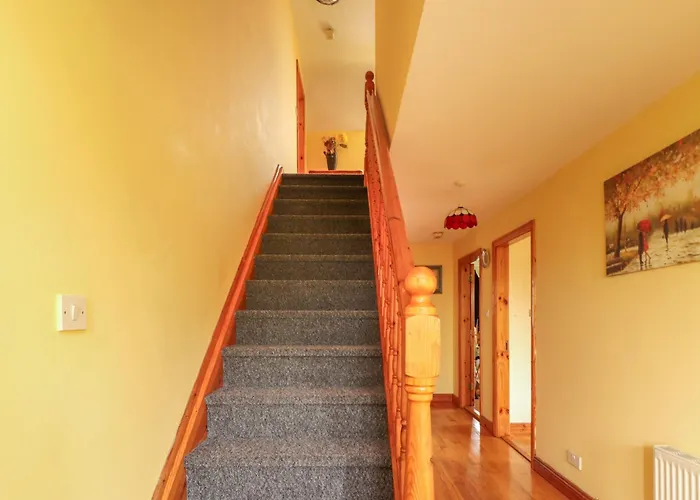 Levally House 度假居 *