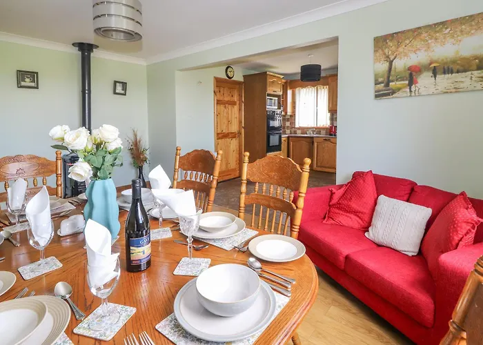 Levally House 度假居 *